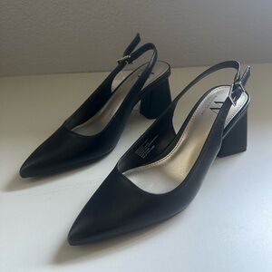 Worthinton wilder black pointed toe flared heel pumps size 6